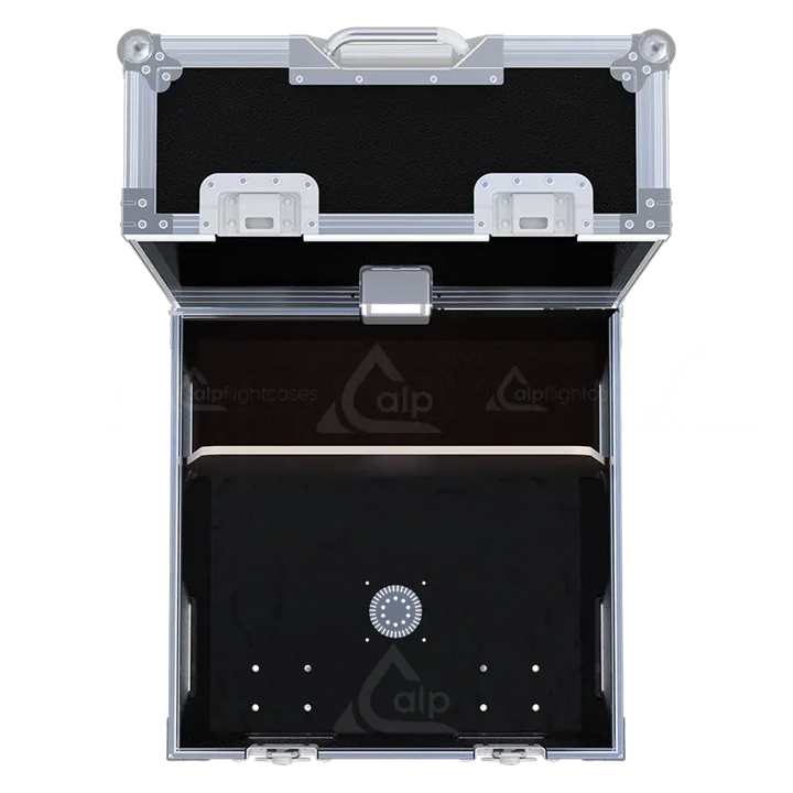 Close-up of ALP FLIGHT CASES interior shell for Martin MAC AURA RAVEN XIP - Wood and hardware detail