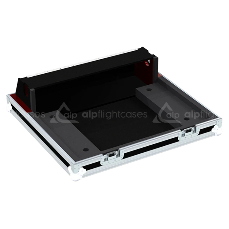 ALP FLIGHT CASES SOUNDCRAFT SI IMPACT + DOG HOUSE