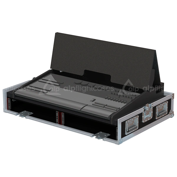 MA LIGHTING MA3 ON PC + FADER WING + 2 DISPLAYS - WHEELS SIDE VIEW OPEN FLIGHT CASE