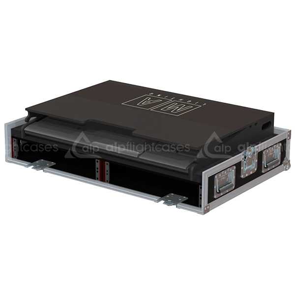 MA LIGHTING MA3 ON PC + FADER WING + 2 DISPLAYS - WHEELS SIDE BACK VIEW FLIGHT CASE