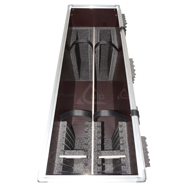 <tc><transcy>ALP FLIGHT CASES SPEEDY-BOX 2X ÉCRANS VIDÉO AJUSTABLE 32"-46" - ROULETTES</transcy></tc>
