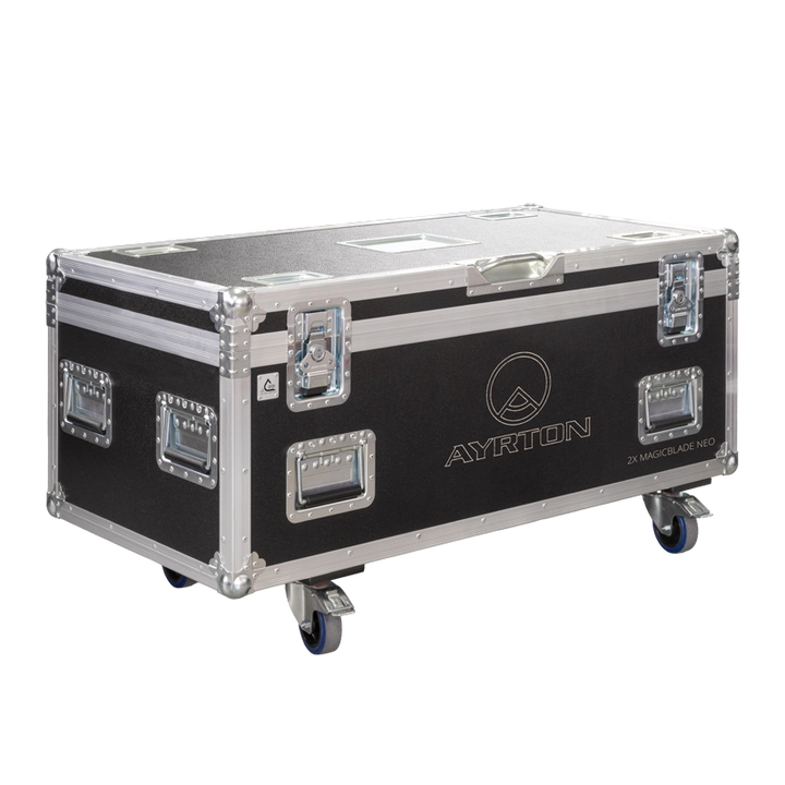Front right view of the ALP Flight Case for 2x Ayrton MagicBlade Neo with reinforced touring hardware and wheels