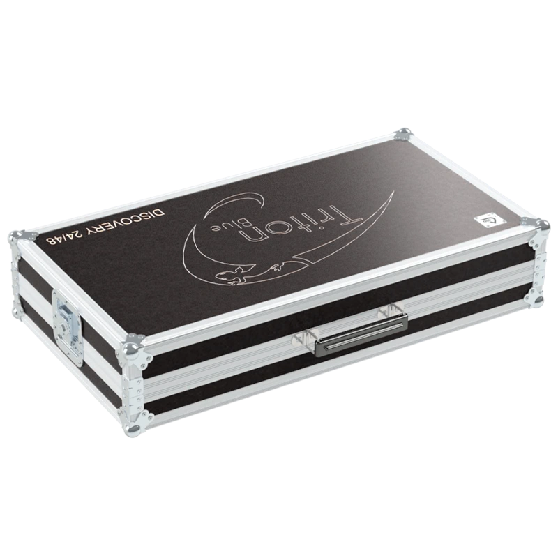 Front right view of the ALP Flight Case CLP042 for Triton Blue Discovery 24/48