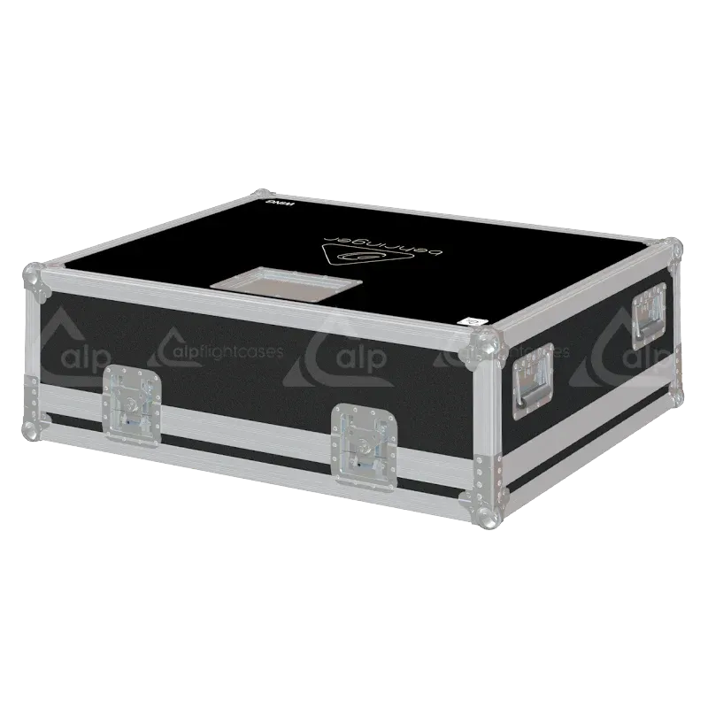Behringer WING Series II Case with Doghouse Cover closed lateral side view