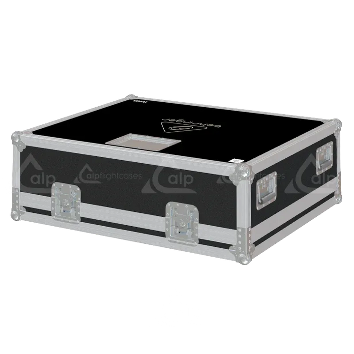 Behringer WING Series II Case with Doghouse Cover closed lateral side view