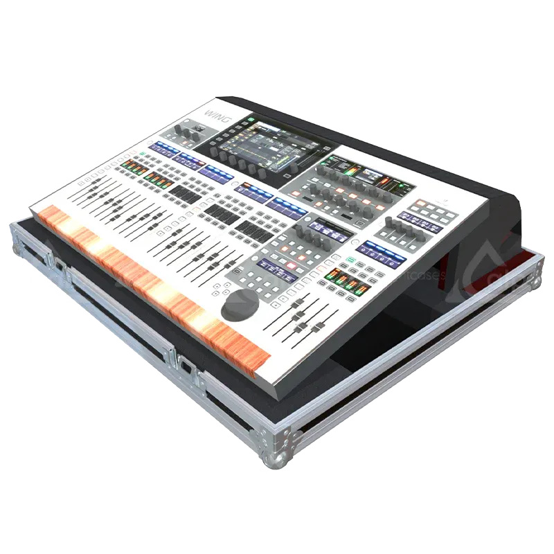 Behringer WING Series II Case with Doghouse Cover lateral open side view