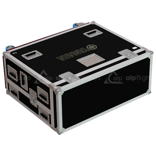 YAMAHA CL5 SERIE III - WHEELS SIDE VIEW FLIGHT CASE TOP VIEW